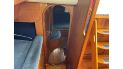 1989 Jonmeri 48 Pilot House 25 