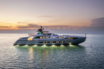 Pershing 140 25 