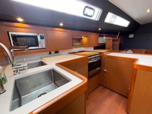 2016 Beneteau Oceanis 60 13 