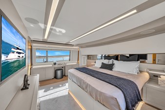 2015 Custom Line Navetta 28 59 92' Ferretti Custom Yacht _D'Vinci_-20