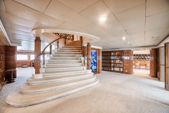 ASEAN LADY 5 Grand staircase
