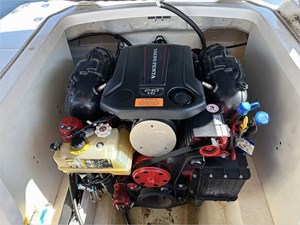 2020 CHAPARRAL 23 SSI 7 