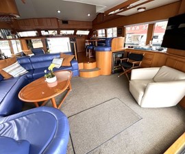 64 ft 1999 Mikelson Long-Range Luxury Sportfisher, Swells 19 
