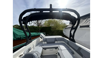 BAYLINER VR6 OB 21 