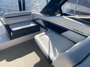 - 10 11_2016 32ft Regal 3200 Bowrider