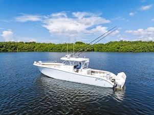 2015 Yellowfin 42 22 