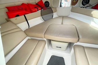 2008 Regal 2250 Cuddy 27 