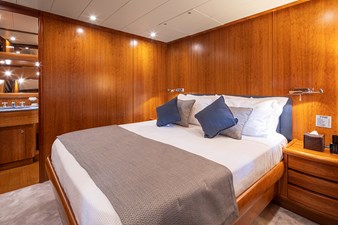VYNO 29 VIP Cabin