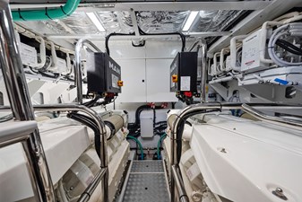 Princess S72 (S72515) 132 Engine room