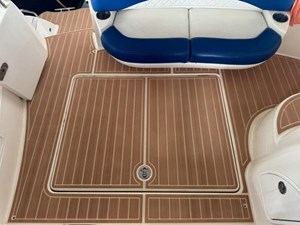 2009 Meridian 341 Sedan 22 
