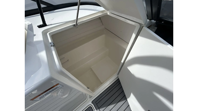 BAYLINER VR6 OB 19 
