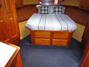 1990 Viking 52 Convertible Sportfish 14 15