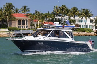 2025 Cutwater 248 Coupe - Jensen Beach, FL 1 2024 Cutwater 248 Coupe