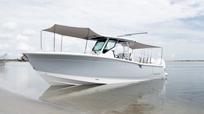 BLACKFIN 0 blue-oceans-yachting-blackfin-christian-motter-listing2
