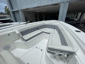 2018 Everglades 335 Center Console 28 