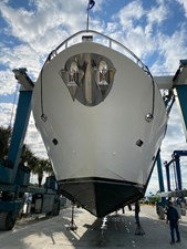 JEF82110L506 66 67_2006 82ft Jefferson Starship Pilothouse