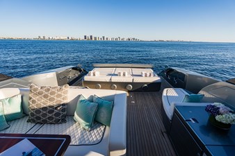 2021 Riva 76' Bahamas 14 