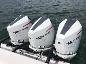 SeaVee 370 4 8924135_20230626120422419_1_XLARGE