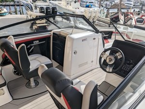 - 5 5_2020 24ft Yamaha 242X