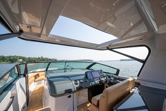 UNPLUGGED 25 Helm area