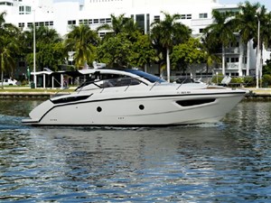 2013 Azimut Atlantis 38 2 3