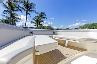 - 7 8_2020 53' Scout 530 LXF