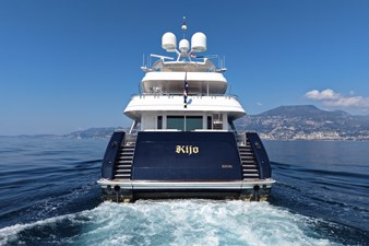 KIJO 3 Amazing aft view showing the well balanced exterior lines