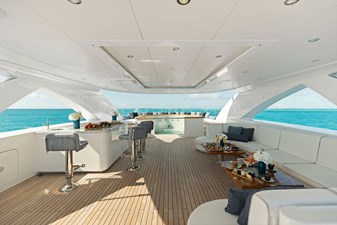 MOONRAKER 42 
