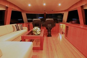 JOHNSON 83' FLYBRIDGE w/HYDRAULIC PLATFORM  9 Skylounge