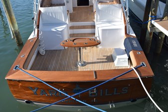 CAZADORA 43      