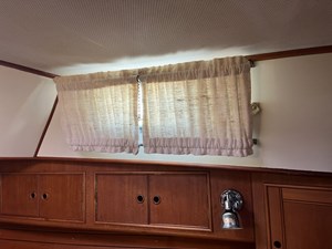 LIO KAI 27 Forward stateroom