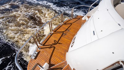 UNBRIDLED 106 DSC00605