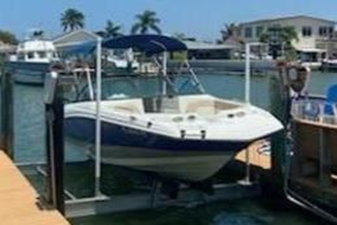 2018 NauticStar 203 DC Sport Deck 1 2