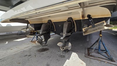 2017 Regal 32 Express 10 
