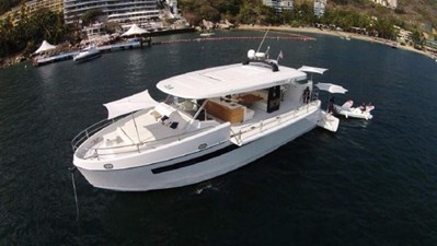 2013 Astondoa Topdeck 63 1 2