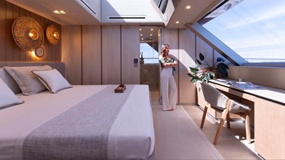 TWILIGHT 5 Master cabin on main deck