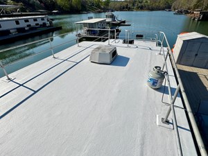 77 Sumerset 14 x 58 Aluminum Hull with Catwalks 85 