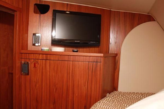 2011 Tiara Yachts 4300 Open 26 29