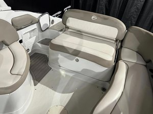 2019 Crownline E255 Surf 7 