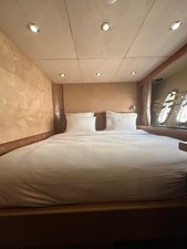 MAJOR AFFAIR 37 Sunseeker 90 Yacht Lower Deck Port Cabin