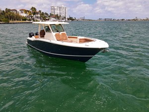 2022 Scout 330 LXF 6 