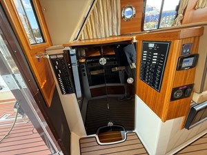 Ranger Tug 31CB 9 