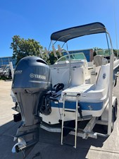 2014 Robalo R227 Dual Console 2 