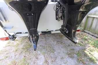 - 24 25_2023 24ft SeaArk 2472 Workhorse 2