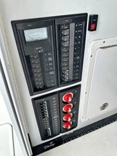 Freeman 37 VH 17 Electrical Panel