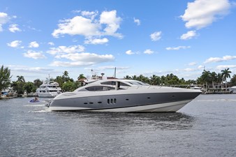 Her Way 1 2_2006 82ft Sunseeker Predator HER WAY