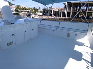 SHEPSL X 60 Flybridge Seating to Port