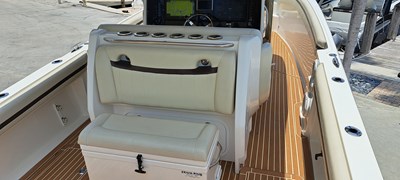 - 22 23_2012 34ft Nor-Tech 340 Sport