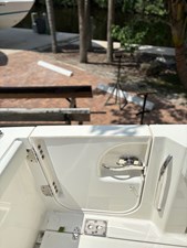 - 16 17_2022 28ft Pursuit S288 Center Console