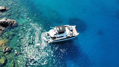 2009 Fountaine Pajot Cumberland 46  1 dji_fly_20230826_140936_53_1693048231010_photo_optimized